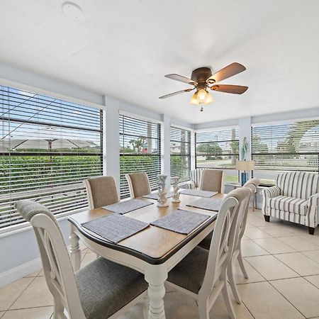 Downtown Cottage - Walk To The Beach & Restaurants Cocoa Beach Exteriör bild