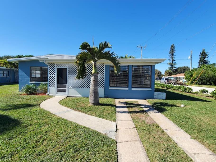 Downtown Cottage - Walk To The Beach & Restaurants Cocoa Beach Exteriör bild