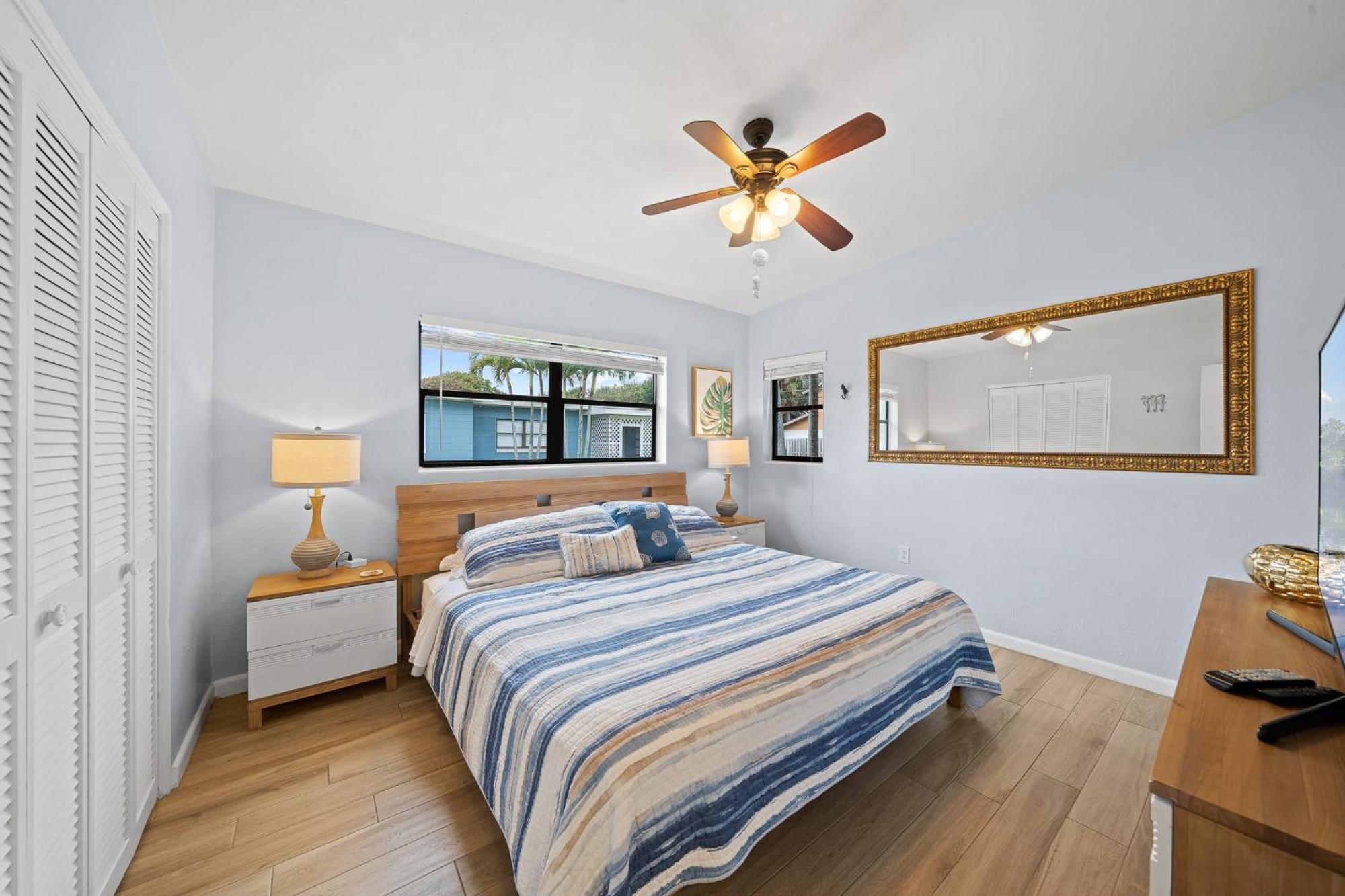 Downtown Cottage - Walk To The Beach & Restaurants Cocoa Beach Exteriör bild